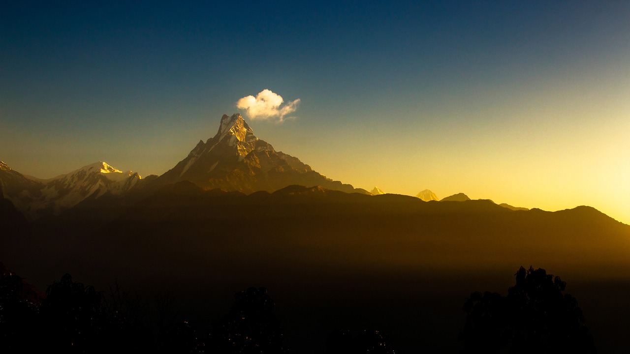Ghorepani Poon Hill Trek – 9 Days